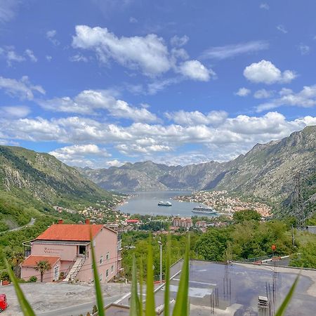 Apartmani Vasilije Kotor Bagian luar foto