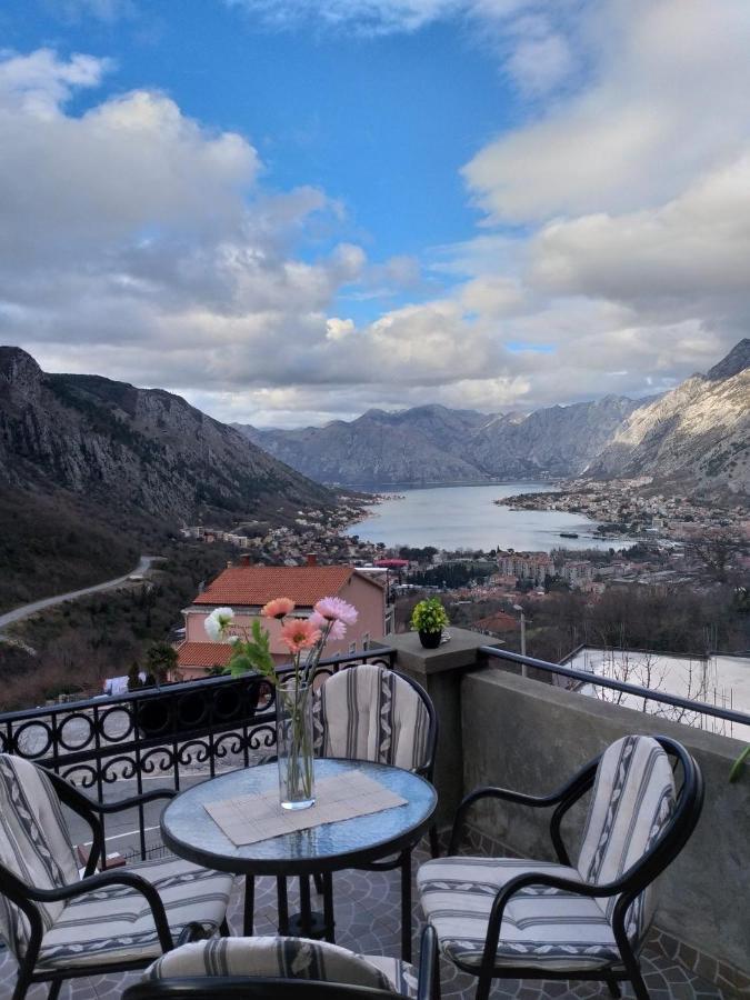 Apartmani Vasilije Kotor Bagian luar foto