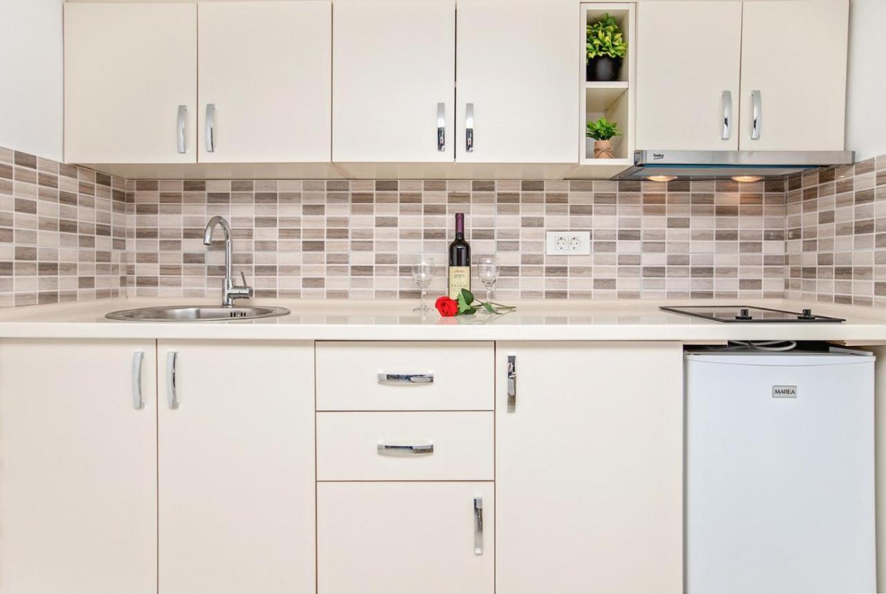 Apartmani Vasilije Kotor Bagian luar foto