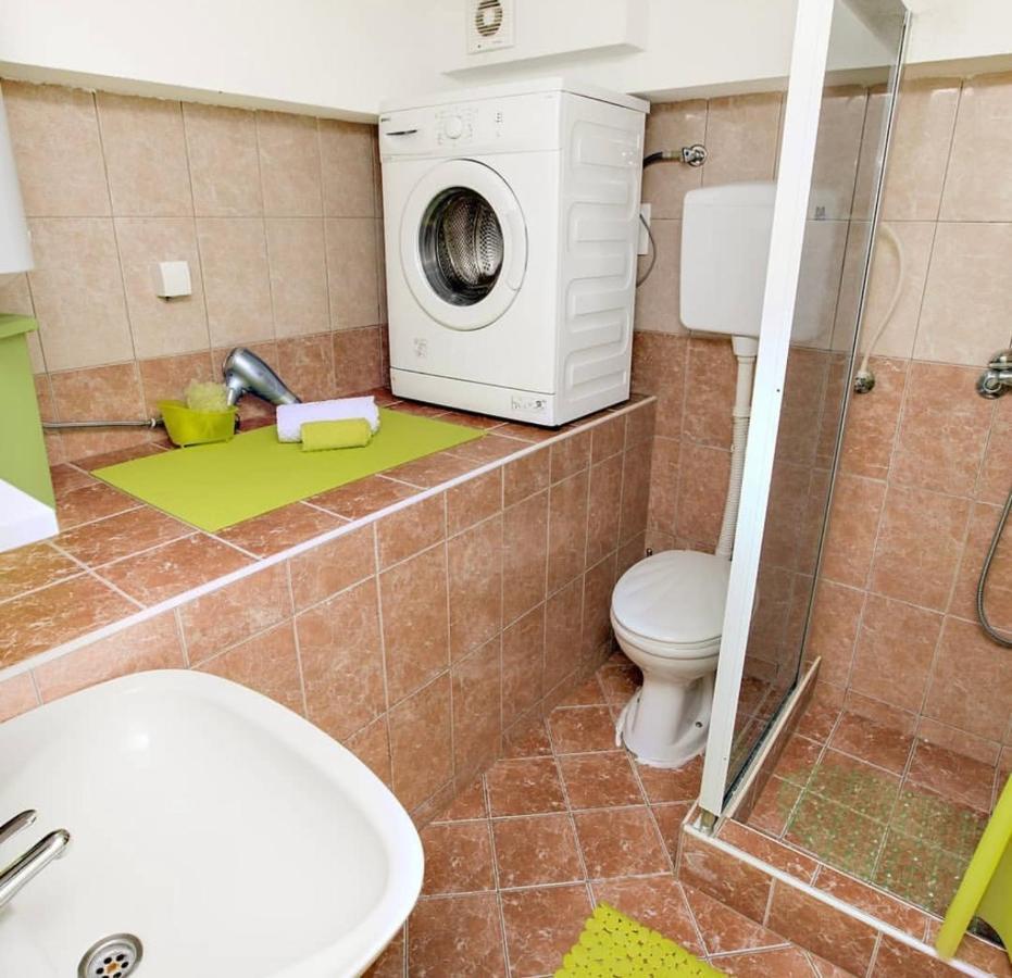 Apartmani Vasilije Kotor Bagian luar foto