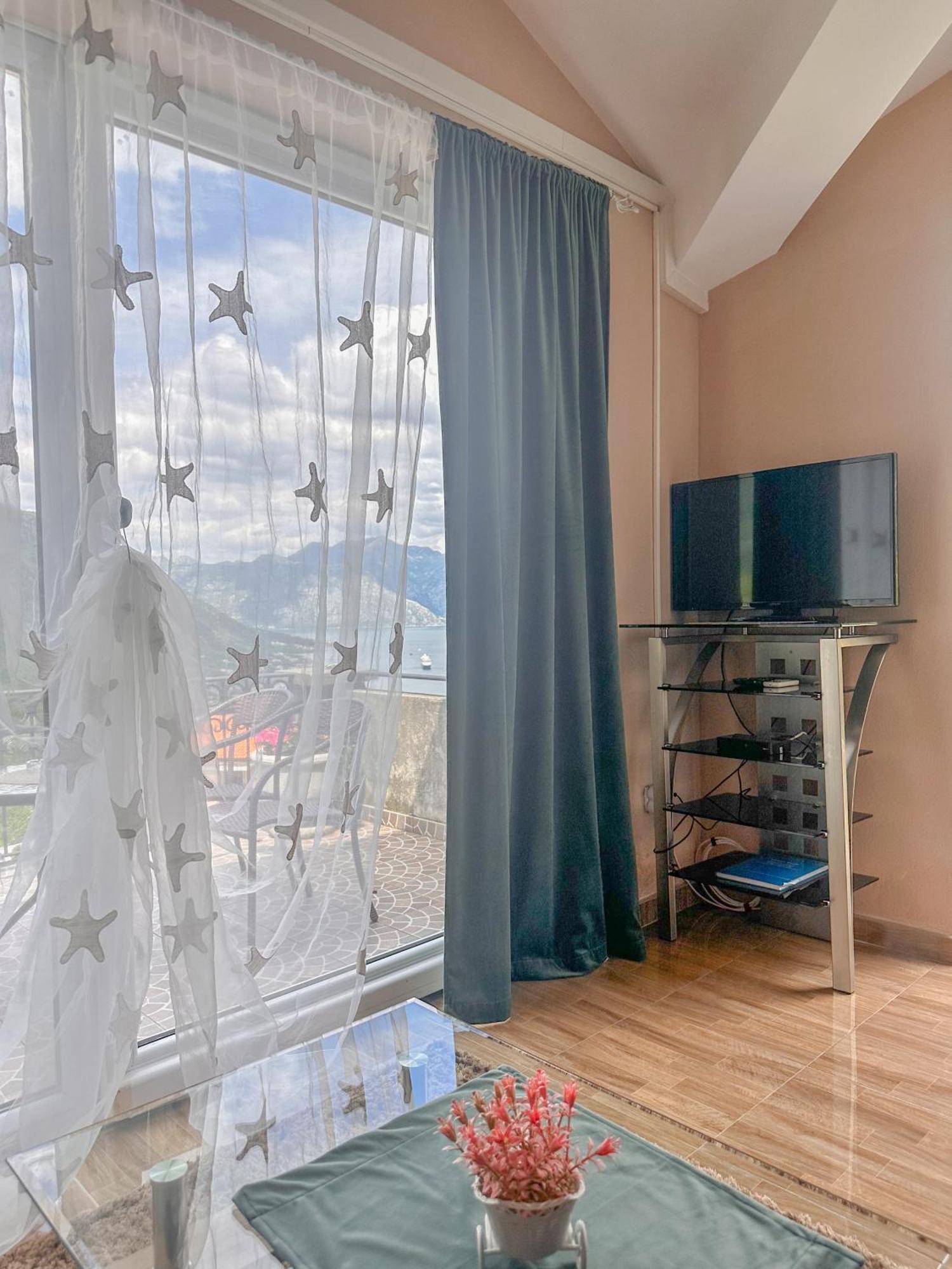 Apartmani Vasilije Kotor Bagian luar foto